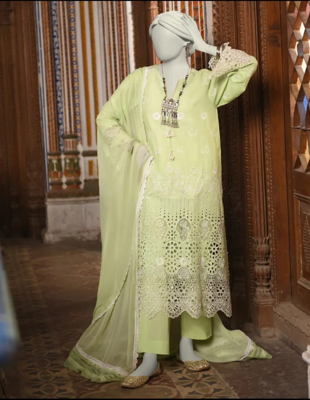 Junaid Jamshed Green Stitched Schiffli Lawn 3 piece dress