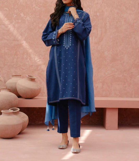 Edenrobe Pret 3-Piece Embroidered Khaddar Suit