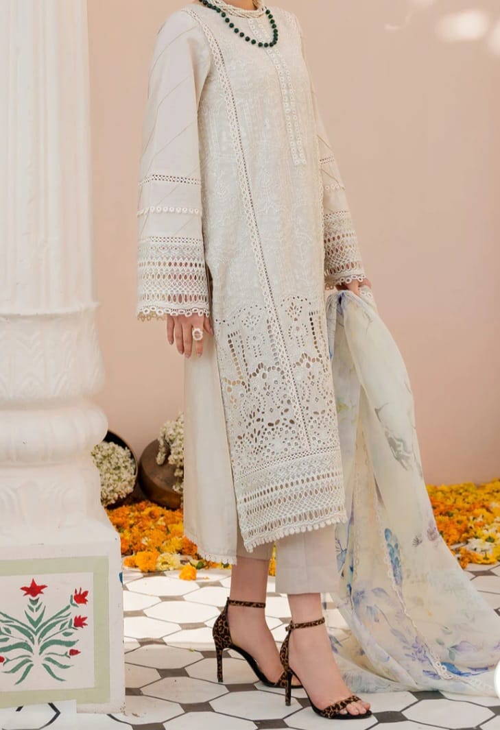 Motifz 3 Piece Embrioded Lawn Dress